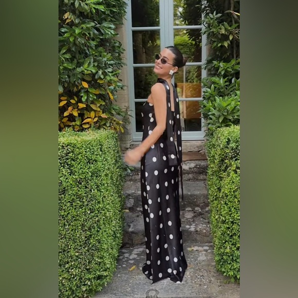 Reformation Oren Silk Dress In Moon Dot, NWOT, NEVER WORN, NO FLAWS. - Picture 10 of 12